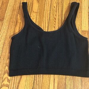 Cotton on women’s Black Ribbed cropped Tank Top - size Xs/s perfect condition